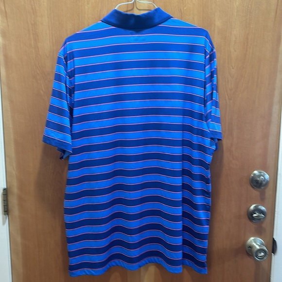 Under Armour polo size 2 XL - Picture 6 of 6